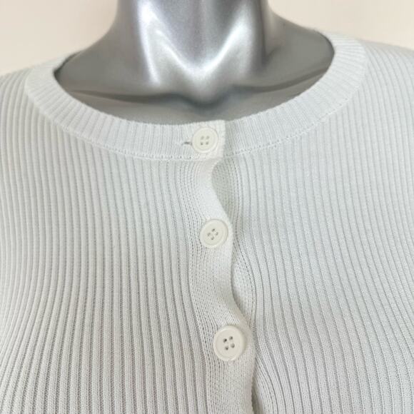 NEW!!! Forever 21 long sleeve women top size M - Picture 2 of 6